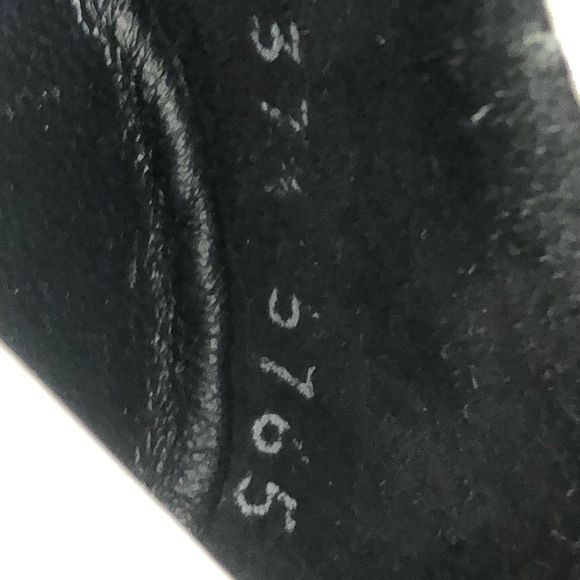 Stylish Women's Slip-On Shoes - Black, White, and Red - Picture 6 of 7